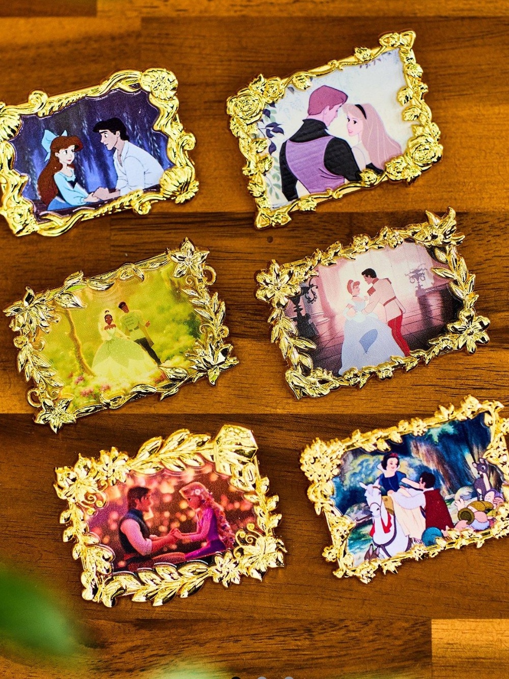 Boxlunch Disney Princess Storybook Moments Gold-Trim Enamel Pin Blind Box - Picture 3 of 4